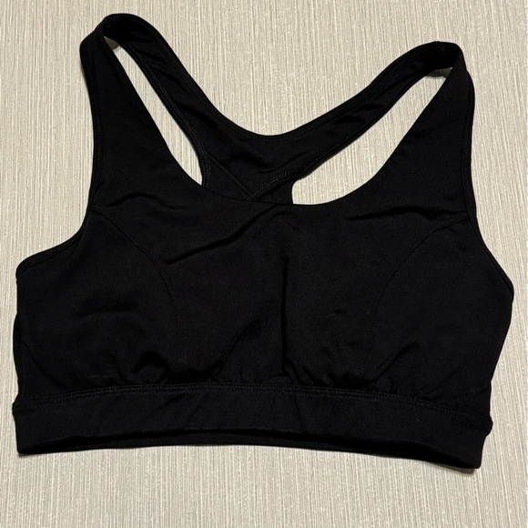 Medium Tek gear padded sports bra with open back eye hole - Picture 1 of 6